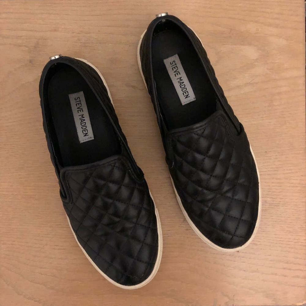 Steve Madden Flats